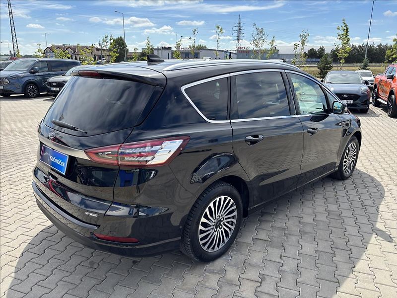 Ford S-MAX 2,5 HEV 140kW Titanium - fotka 5 z 47