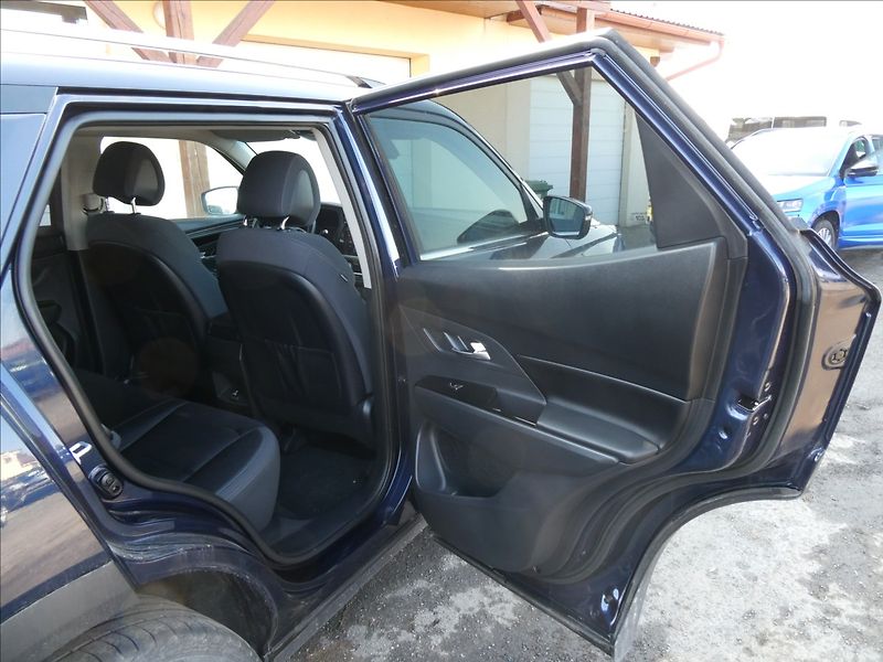 SsangYong Korando 1,5 T-GDI 120kW Style,ČR - fotka 19 z 34