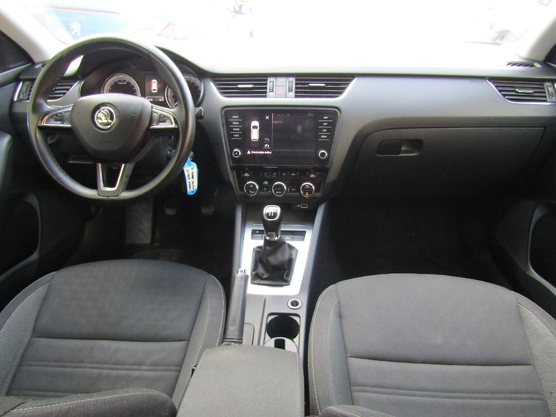 Škoda Octavia (2018) 1.6 TDI - fotka 15 z 43