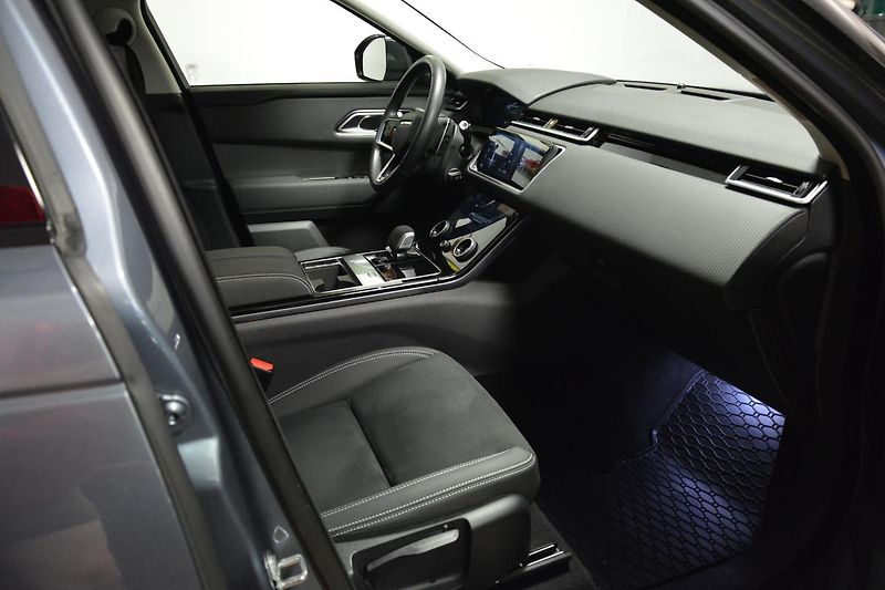 Land Rover Range Rover Velar (2022) P400e Plug in Hybrid 4x4 - fotka 44 z 67