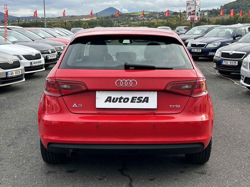 Audi A3 (2015) 1.2TFSi, 2.maj,ČR, autoAC - fotka 5 z 15