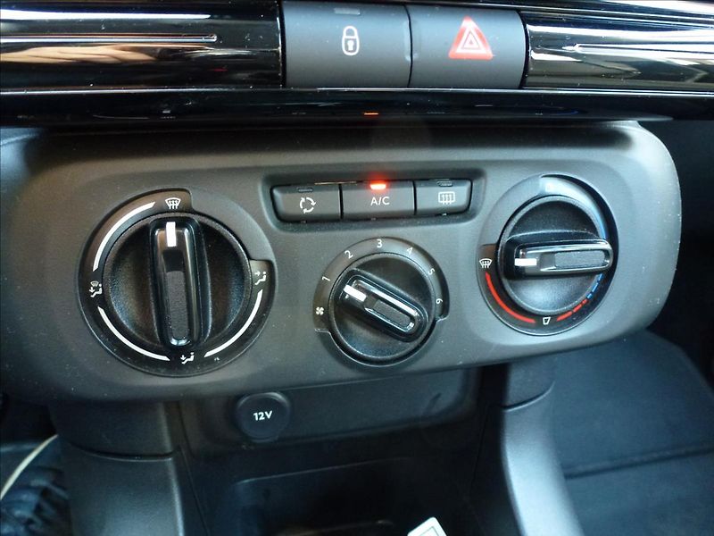 Citroën C3 1,2 PureTech Záruka 10/2028 - fotka 29 z 44