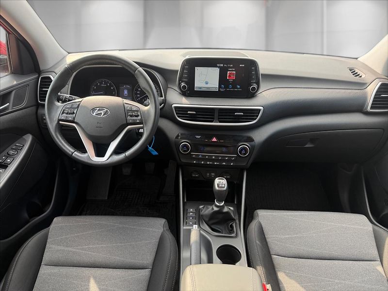 Hyundai Tucson 1,6 1.6T-GDi 130 kW Icebreaker - fotka 19 z 24