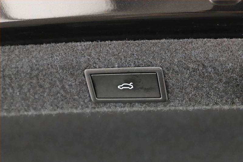 Škoda Octavia (2025) 1.5 eTSI mHEV, Sportline - fotka 15 z 17