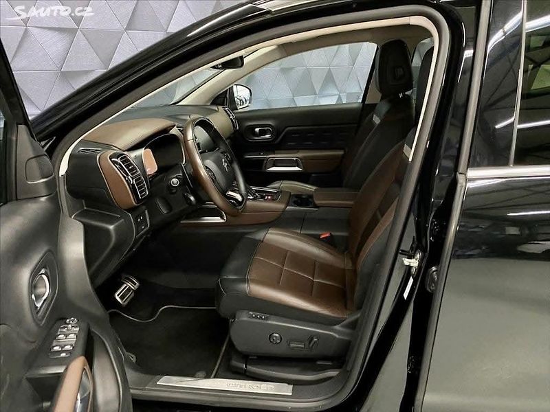 Citroën C5 Aircross (2019) Citroën C5 Aircross2.0BlueHDi - fotka 8 z 11