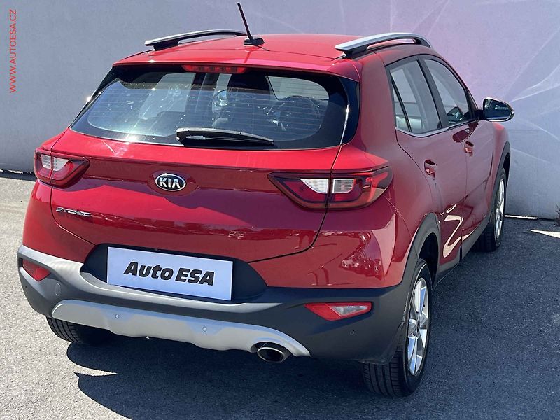 Kia Stonic (2018) 1.2 CVVT, 2.maj,ČR, AC - fotka 4 z 15
