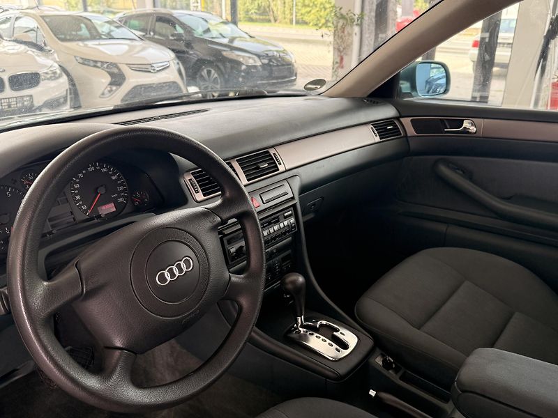 Audi A6 (1998) - fotka 35 z 41