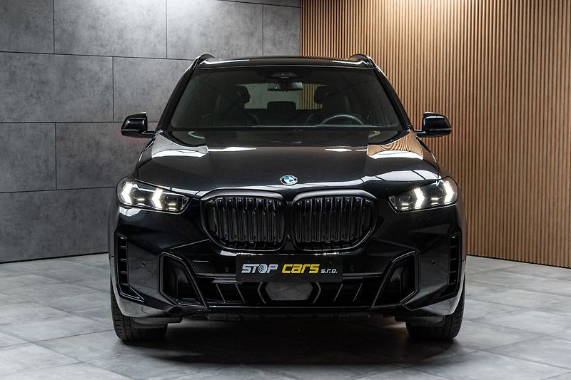 BMW X5 30d xD ///M*ZÁRUKA 9/27*7míst* - fotka 2 z 74