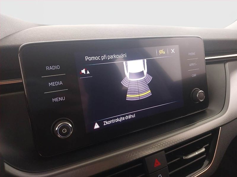 Škoda Scala (2020) Style 1.0 TSI, Automat - fotka 17 z 21