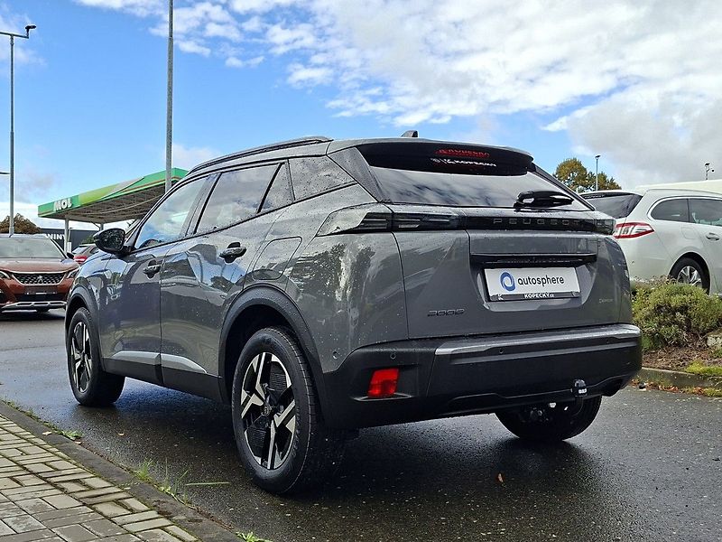 Peugeot 2008 ALLURE 1,2 PT 100k M6 - fotka 11 z 26