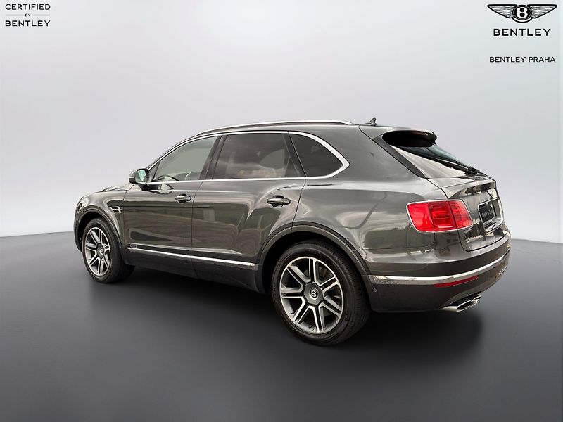Bentley Bentayga Diesel - fotka 3 z 14