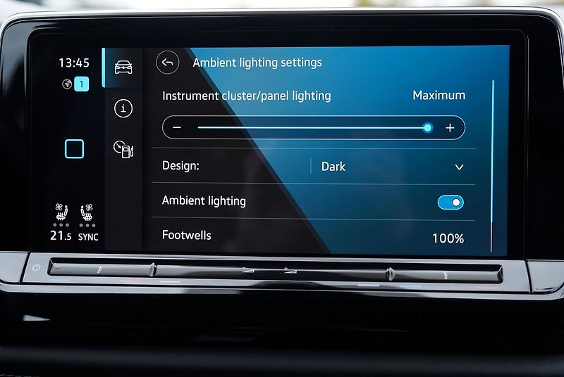 Volkswagen Atlas 2.0 TSI/automat/kůže/7 míst - fotka 42 z 49