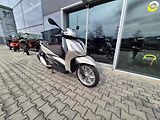 Piaggio Beverly 300 (2024) SKLADEM - náhled 1