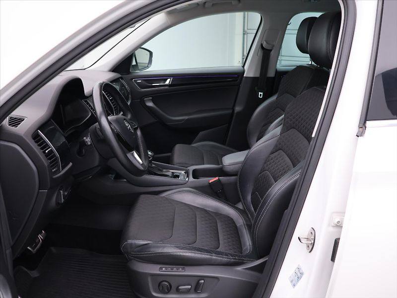 Škoda Kodiaq 2,0 TDI 140kW DSG 4x4 Style CZ - fotka 12 z 32