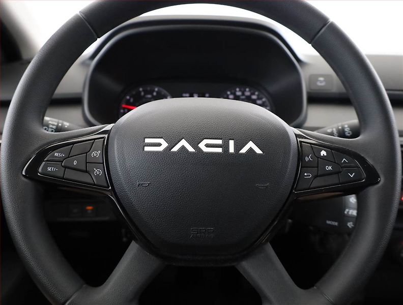 Dacia Jogger (2024) 1.0 TCe, LPG, 7 míst, ČR,1.maj - fotka 8 z 15