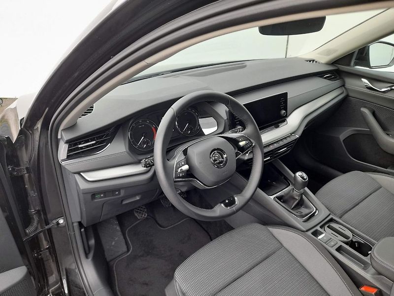 Škoda Octavia Ambition Klima paket 1.5 TSI 1 - fotka 19 z 28
