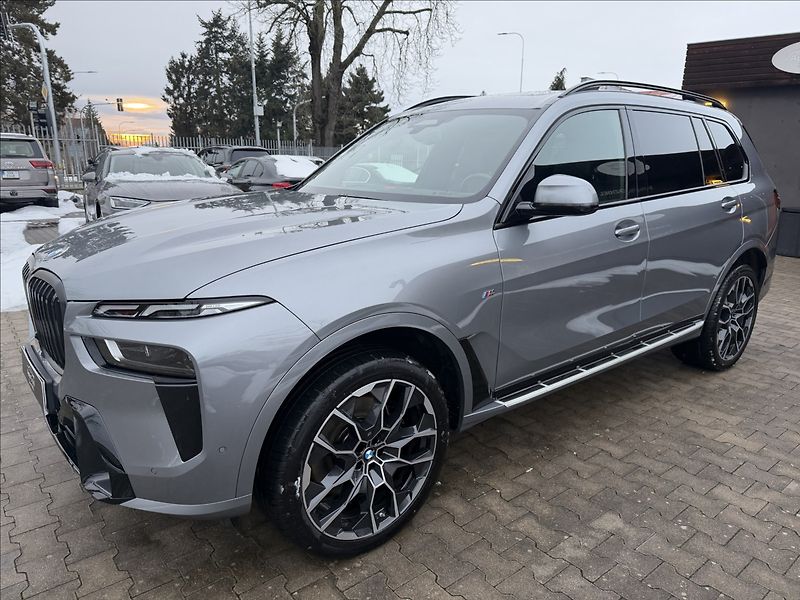 BMW X7 40d Xdrive Msport - fotka 8 z 40