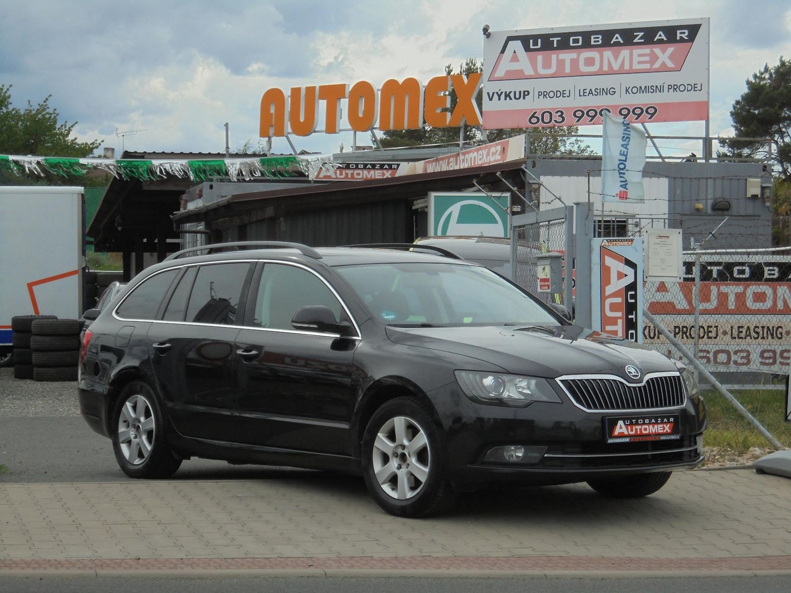 Škoda Superb  2.0 TDI-DSG-NAVIGACE-PANORAMA
