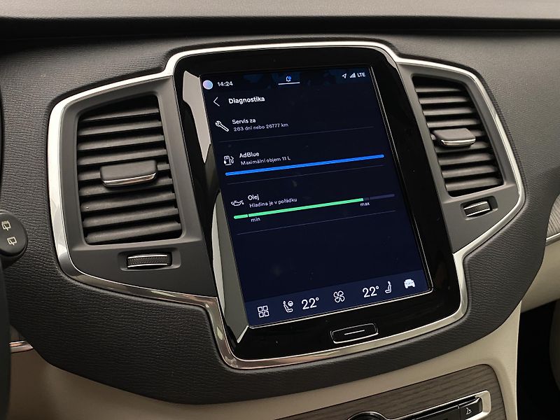 Volvo XC90 B5 AWD CORE AUT CZ 7M - fotka 62 z 63