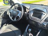 Hyundai ix35 2.0D4X4,90KM,MAX VÝBAVA,KRÁSNÝ - náhled 12