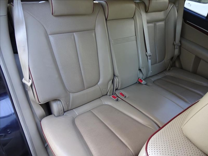 Hyundai Santa Fe 2.2 CRDI 114kW 4x4 AUTOMAT - fotka 26 z 55
