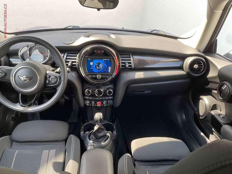 Mini Cooper S (2018) 2.0i, ČR, autoAC - fotka 8 z 17
