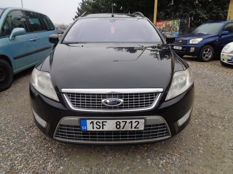 Ford Mondeo 2,0 TDCI - fotka 2 z 13