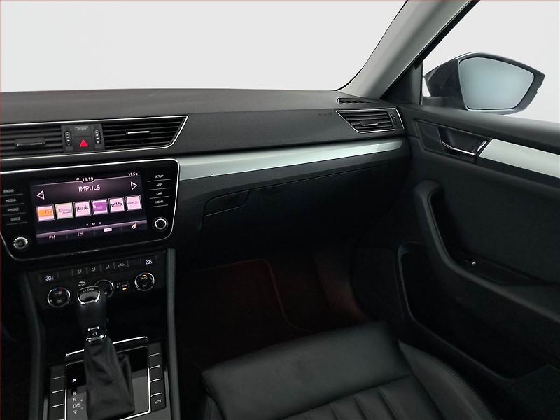 Škoda Superb (2019) Style 2.0 TDI, Automat, Kůže - fotka 8 z 22