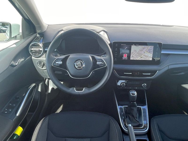 Škoda Fabia (2024) 1,0 TSI / 85 kW Top Selection - fotka 6 z 30