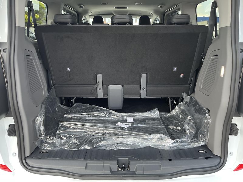 Volkswagen Caravelle 2.0TDI DSG 4MOTION STYLE 125kW - fotka 23 z 24