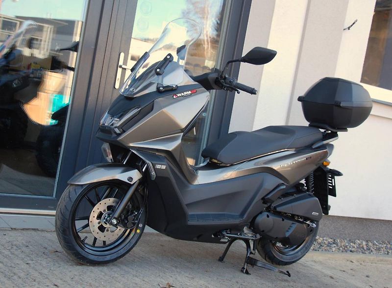 Kymco (2025) SKY TOWN 125i ABS - fotka 4 z 25