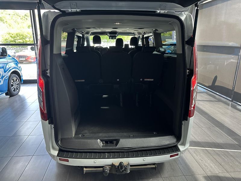 Ford Tourneo Custom Trend 320 L2 2.0 EB 130k  - fotka 7 z 28