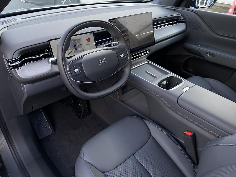 Xpeng G6 (2026) G6 AWD Performance - fotka 9 z 13