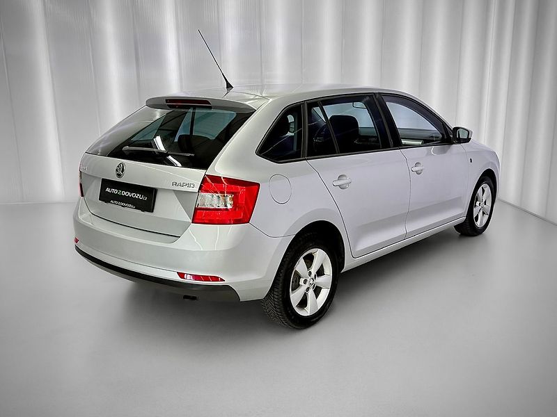 Škoda Rapid 1.2 TSI SPACEBACK AMBITION FRE - fotka 6 z 15