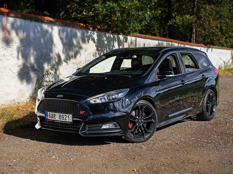 Ford Focus (2017) 2.0EB, ST, Xenon, navi - fotografie inzerátu