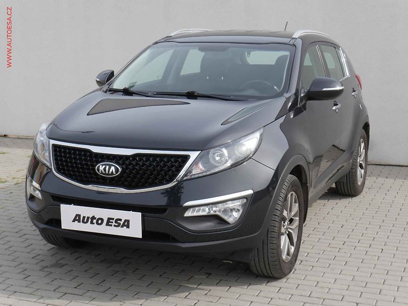 Kia Sportage (2015) 1.6GDi, 2.maj,ČR, Navi - fotka 3 z 20