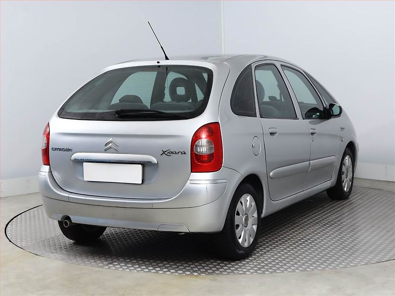 Citroën Xsara Picasso (2008) 1.6 16V, po STK, Klima - fotka 5 z 13