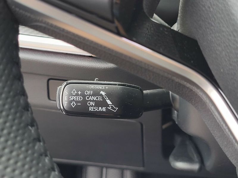 Škoda Elroq Sportline 85 82kWh 210kW - fotka 17 z 35