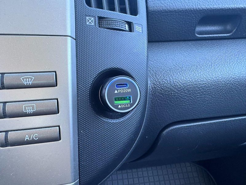 Toyota Corolla Verso (2005) AUTOMAT 1,8i VVT-i 95 KW ČR - fotka 25 z 36
