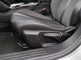 Peugeot 2008 ALLURE 1.2 PureTech 130k EAT8 - náhled 28