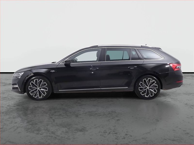 Škoda Superb (2021) Laurin&Klement 2.0 TDI - fotka 3 z 23