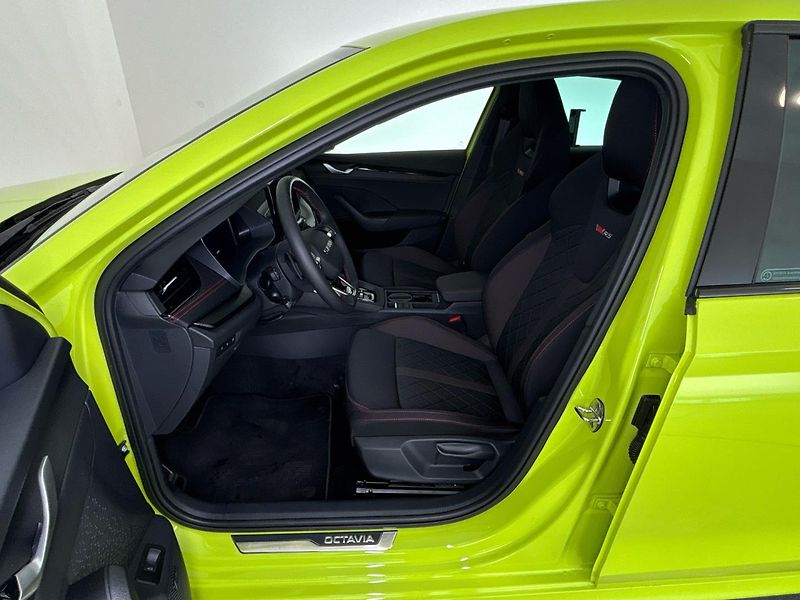 Škoda Octavia RS - fotka 7 z 28