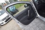 Dacia Sandero 1,2 i 55KW PO SERVISE - náhled 18