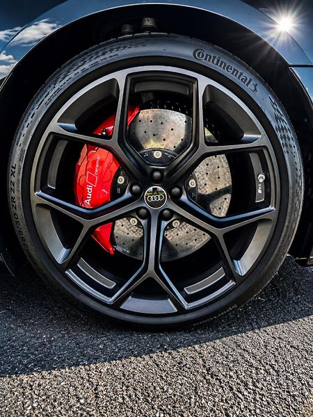 Audi RS 6 (2025) Performance  - fotka 7 z 12