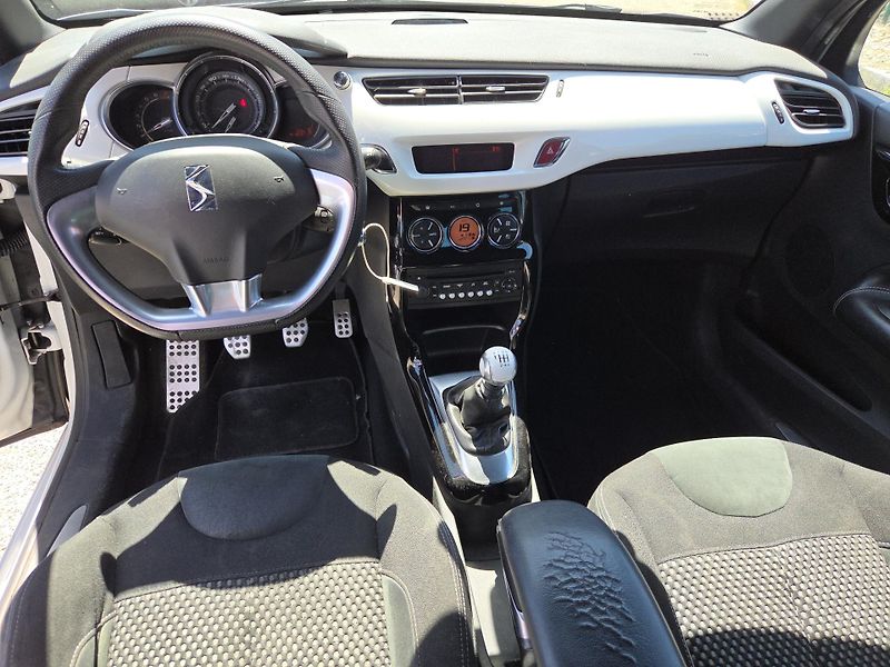 Citroën DS3 (2010) 1,6i 115kw i na splátky všem!  - fotka 7 z 10