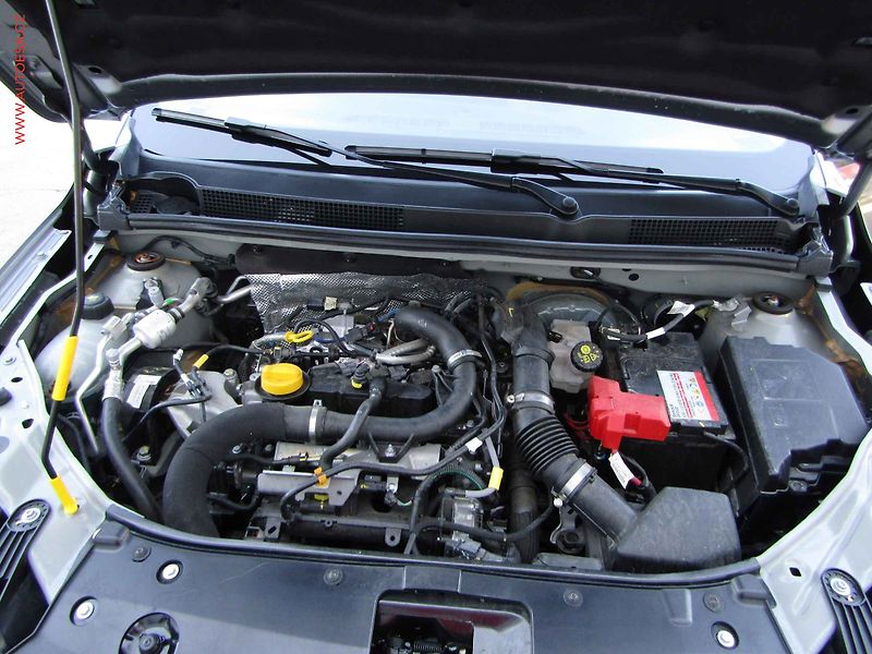 Dacia Sandero (2025) 1.0TCe, 1.maj,ČR, STK3/29 - fotka 19 z 22