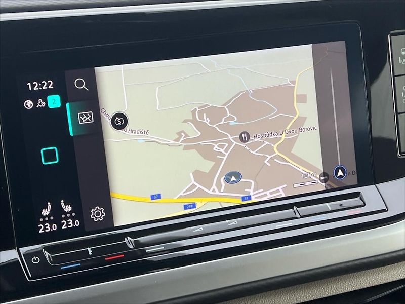 Volkswagen Multivan 2,0 TSi 150 kW 7DSG STYLE  T7 - fotka 24 z 33