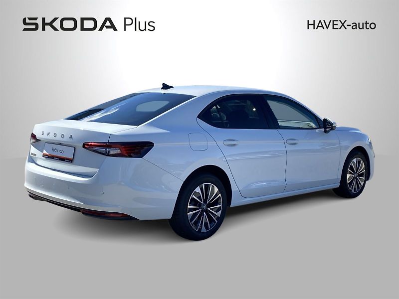 Škoda Superb (2025) 2.0 TDI DSG Selection - fotka 2 z 35
