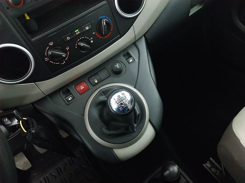 Citroën Berlingo (2015) Tendance 1.6 HDi, 5Míst, ČR - fotka 13 z 15