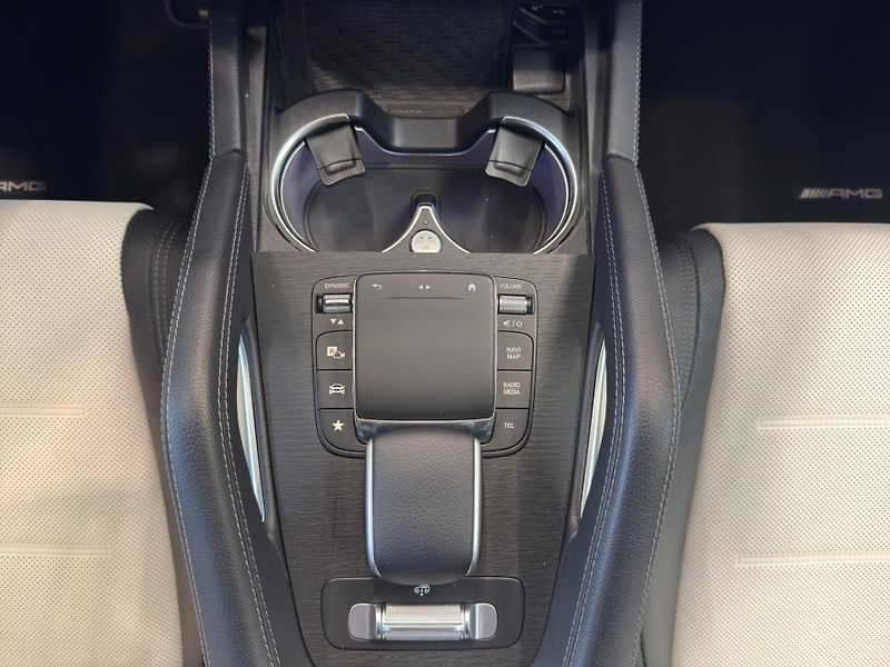 Mercedes-Benz GLE (2023) 400 D 4MATIC kupé - fotka 18 z 20